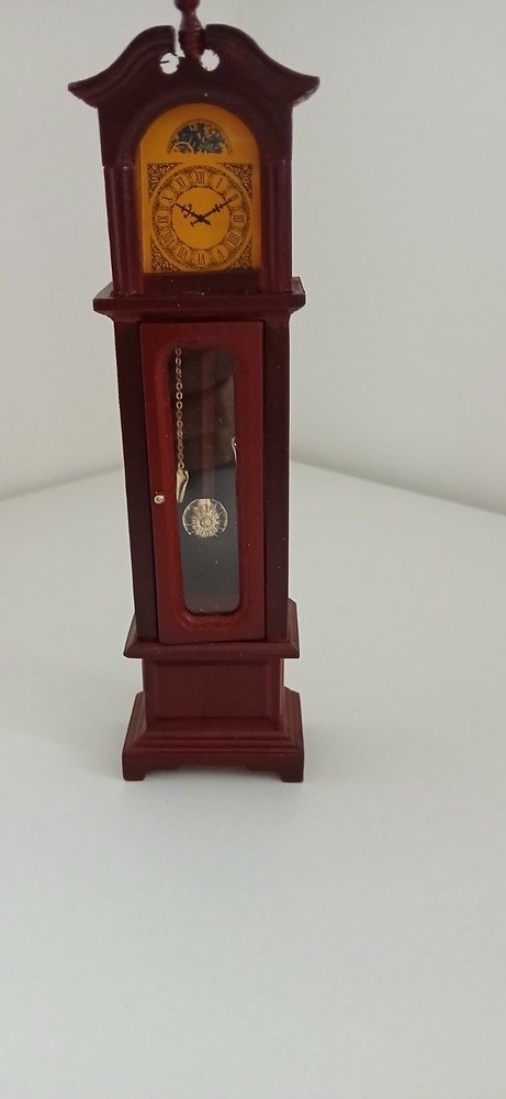 Miniature Clock