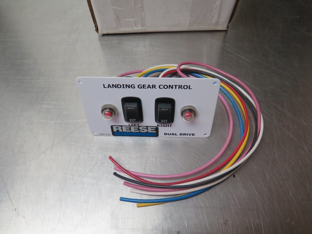Reese Landing Gear Control Switch 1047114 (O7-D)