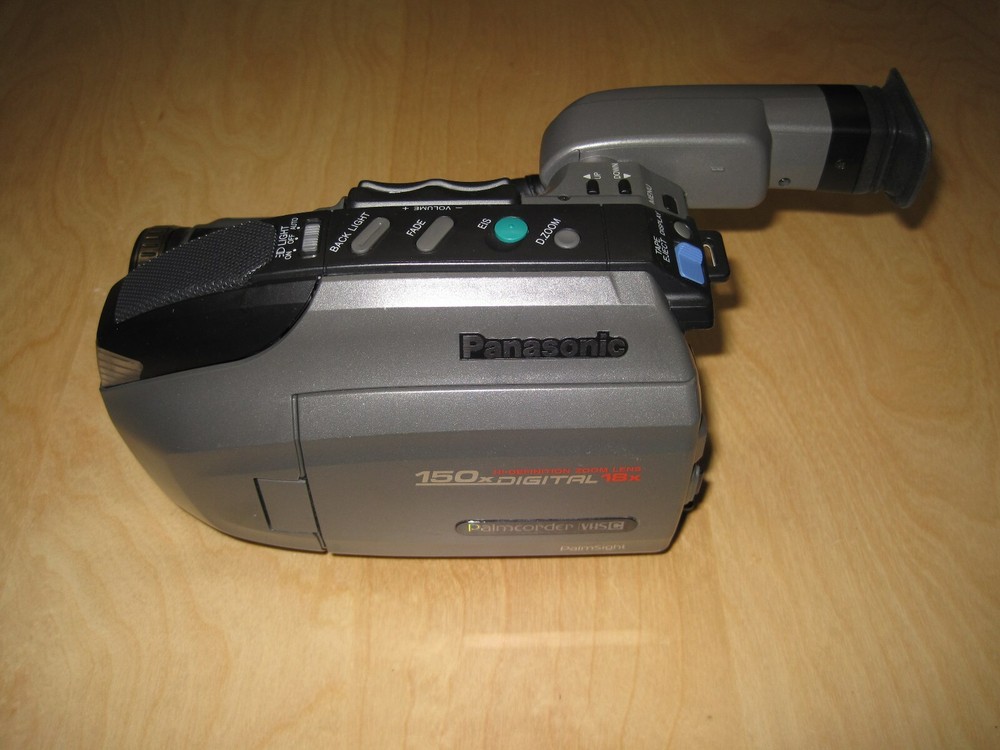 Panasonic Palmcorder PV-L650D VHS C Camcorder