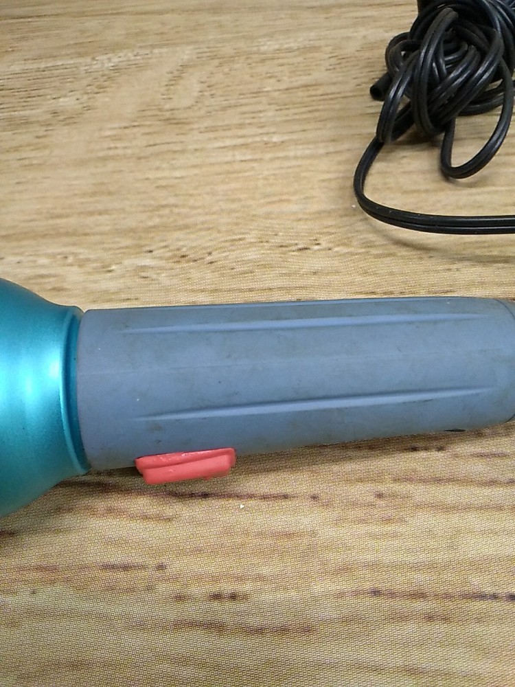 Cliplight UV Lamp Light With Battery Clips