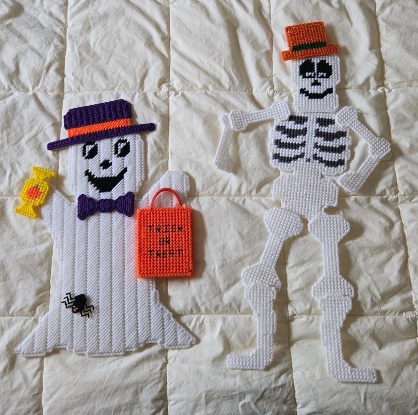 Set 2 Vtg Halloween Plastic Canvas Wall Hangings Ghost, Skeleton