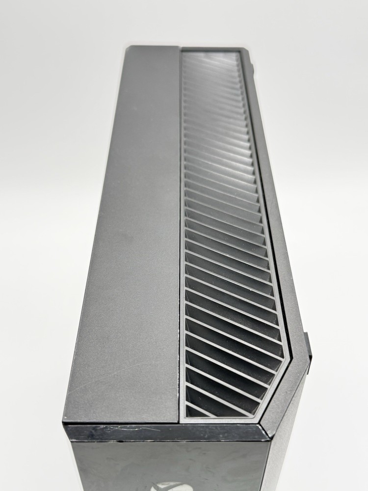 Microsoft Xbox One 500GB Console Black with Controller, 6 Games & Kinnect