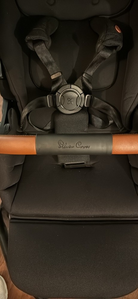Silver Cross Reef Stroller in Orbit with Accessories.
