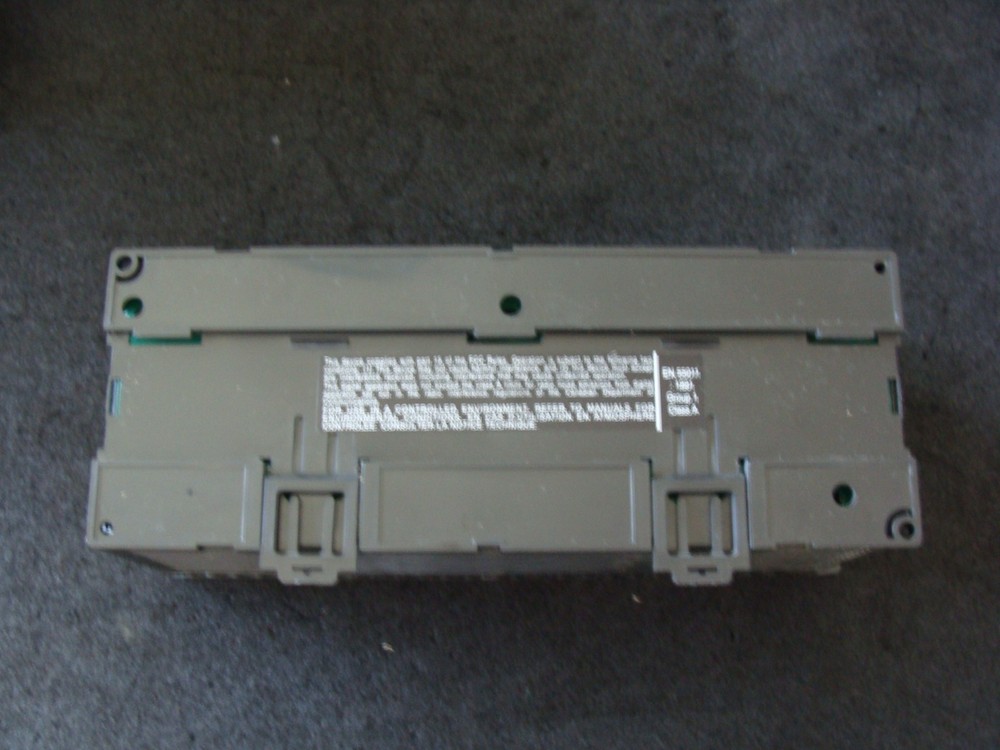 GE Fanuc Series 90 Micro Programmable Controller m/n IC693UDR005FP1. Singapore