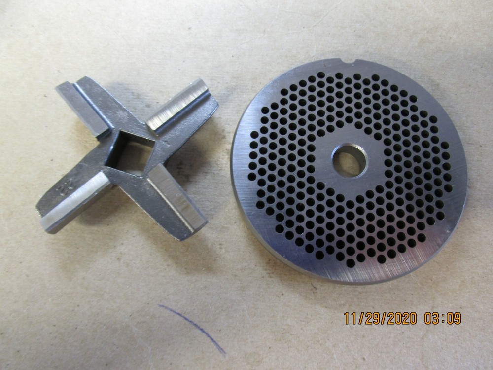 #22 1/8'' GRINDER PLATE & KNIFE SET