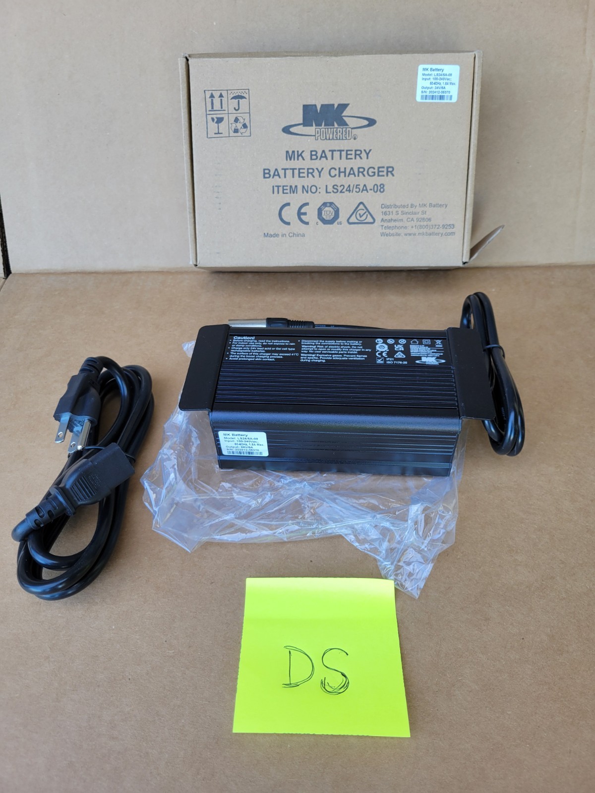 MK Wheelchair Battery Charger LS24/5A-08 24v 5a 3 prong power charger 24 volts