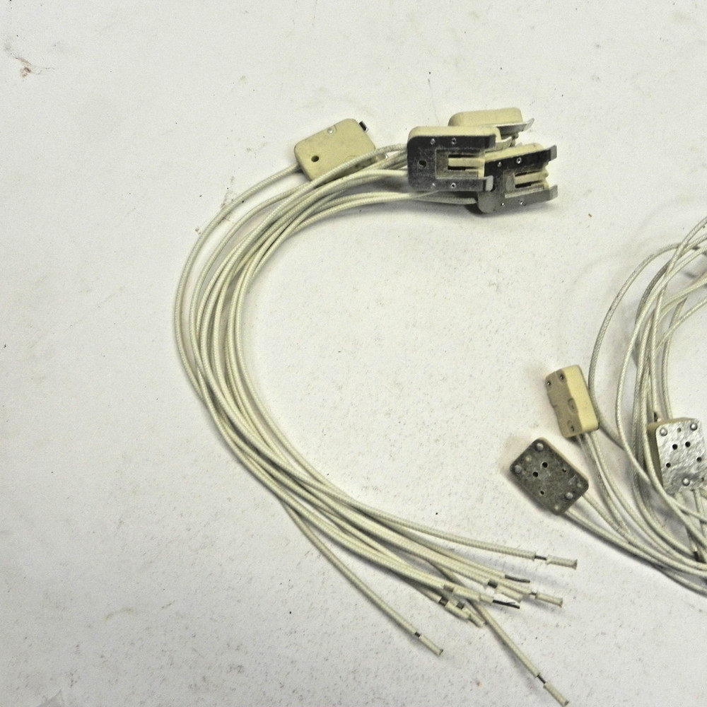 FIBER OPTIC LIGHT SOURCE LIGHT SOCKET PIG TAIL CABLE LIGHTING COMPONENTS NEW LOT