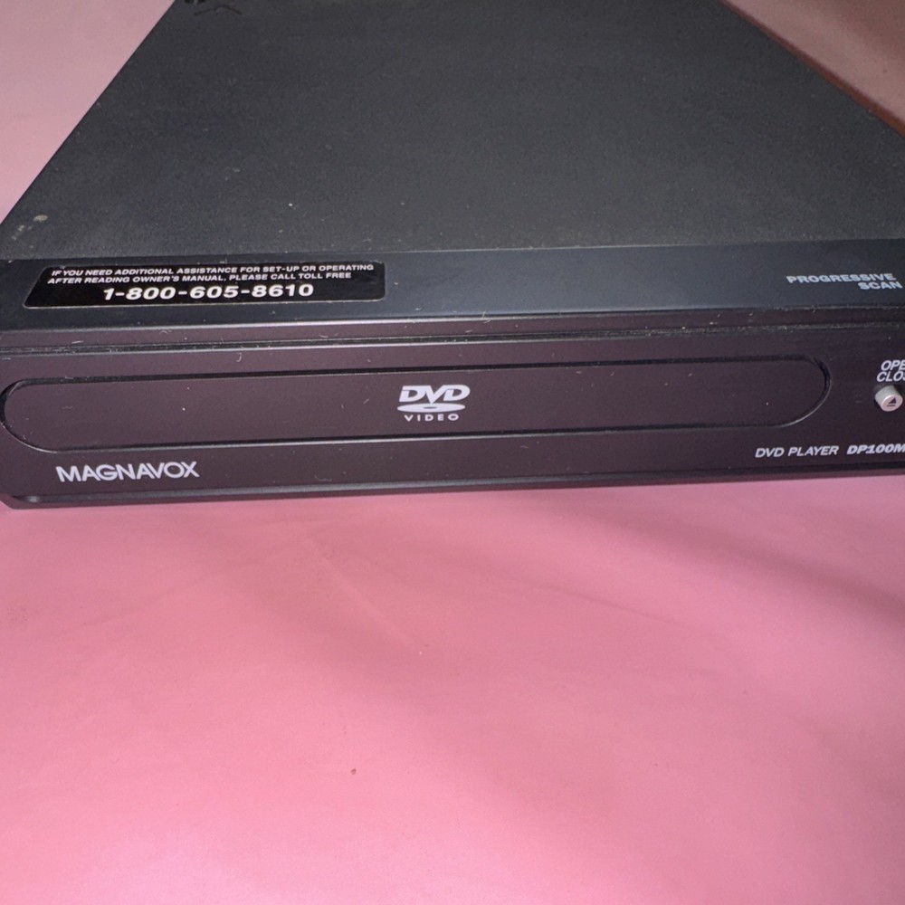 Compact DVD Player Magnavox Model DP100MW8B Tested & Working!