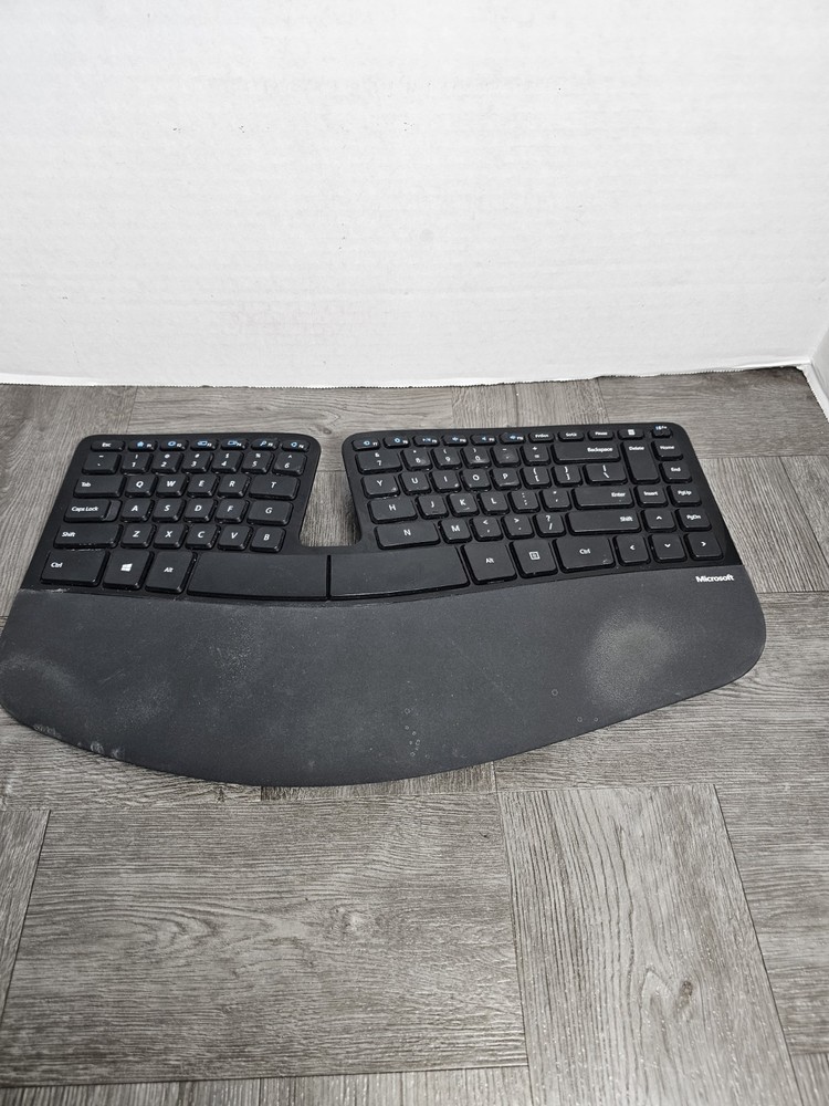 Microsoft - Sculpt Ergonomic Wireless Desktop Keyboard - NO USB