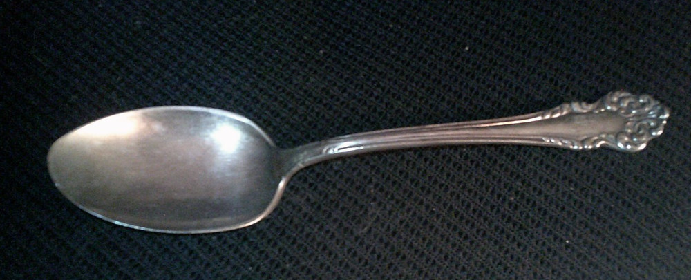 Antique Oneida Community Silverplate Oval Table Spoon 7.75" OF6