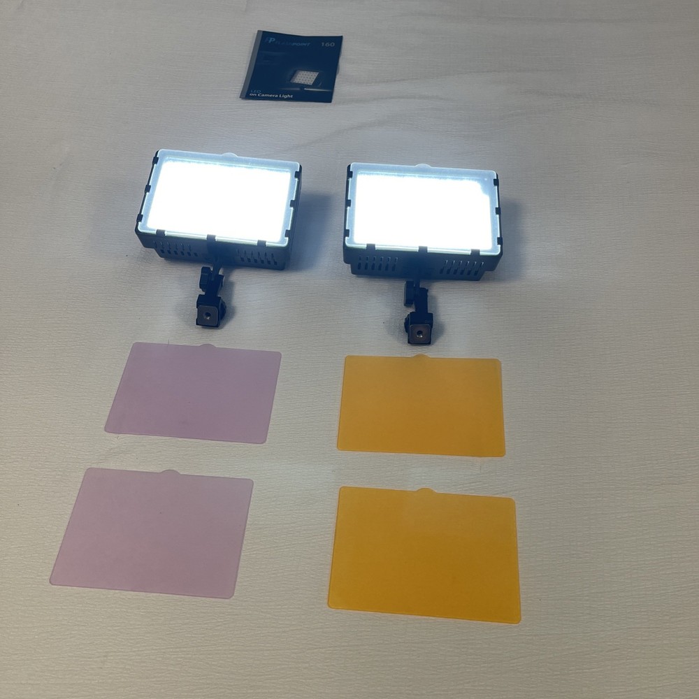 Flashpoint 160 LED on Camera Light (Includes Everything In Photos)