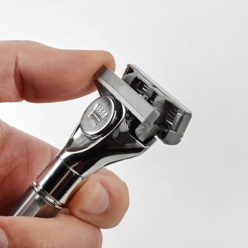 Traditional straight razor shaving kit gift