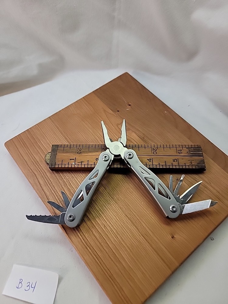 Multi Tool 8 Blades Unbranded