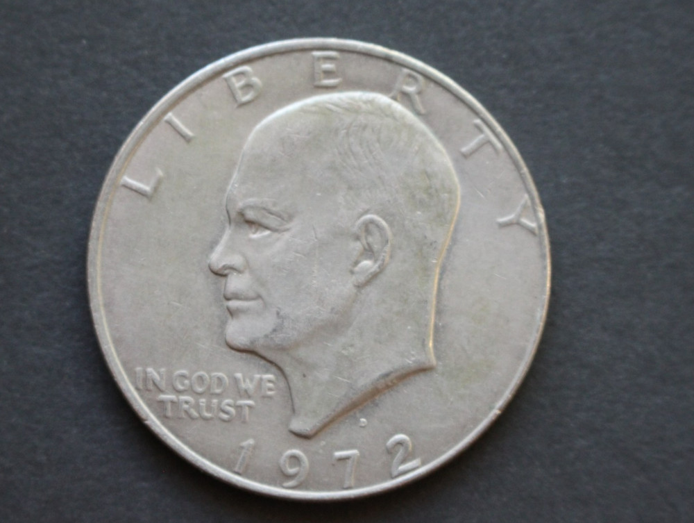 1972 D Eisenhower dollar/about uncirculated/doubled rim