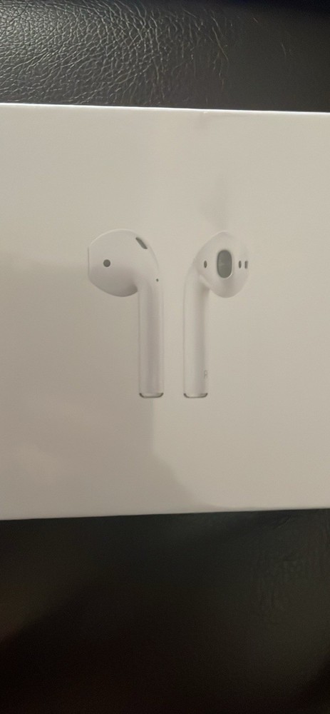 AirPods