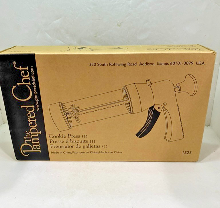New Pampered Chef Cookie Press