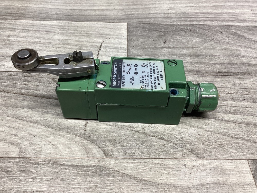 MICRO SWITCH LSP1A LIMIT SWITCH #829F320