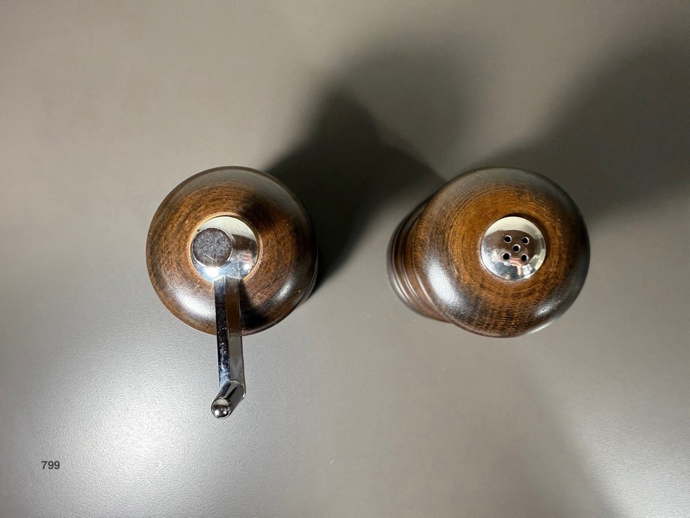 LEED Dark Walnut Salt And Pepper Grinder Set