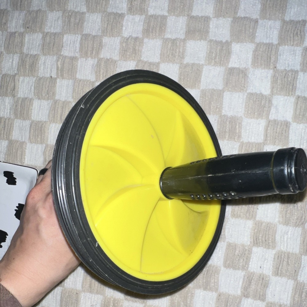 Yellow Black Ab Roller Two Wheels Non-Slip Plastic Rubber Abdominal Trainer