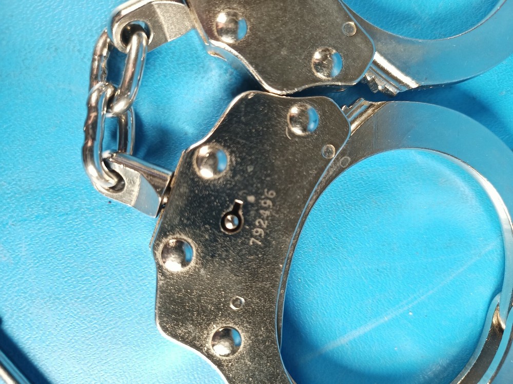 Peerless Chain Link Handcuff Model 700 with key FREE SHIP