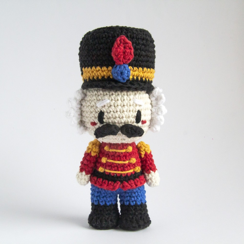 Hoooked DIY Crochet Kit  Nutcracker Fritz PAK367