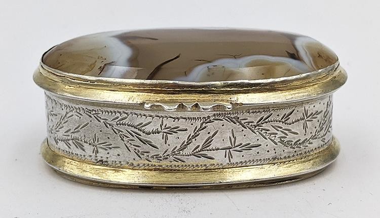 INDIAN COLONIAL SOLID SILVER AGATE MOUNTED SNUFF BOX 19TH CENTURY