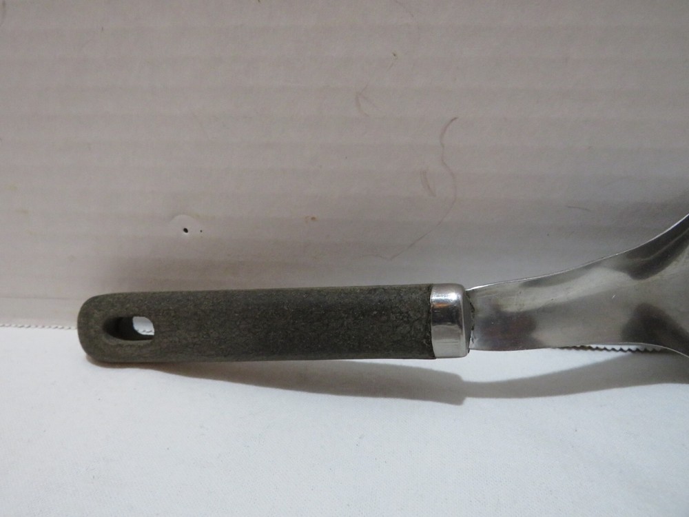 VTG MCM UNBRANDED STAINLESS SERVING SPOON