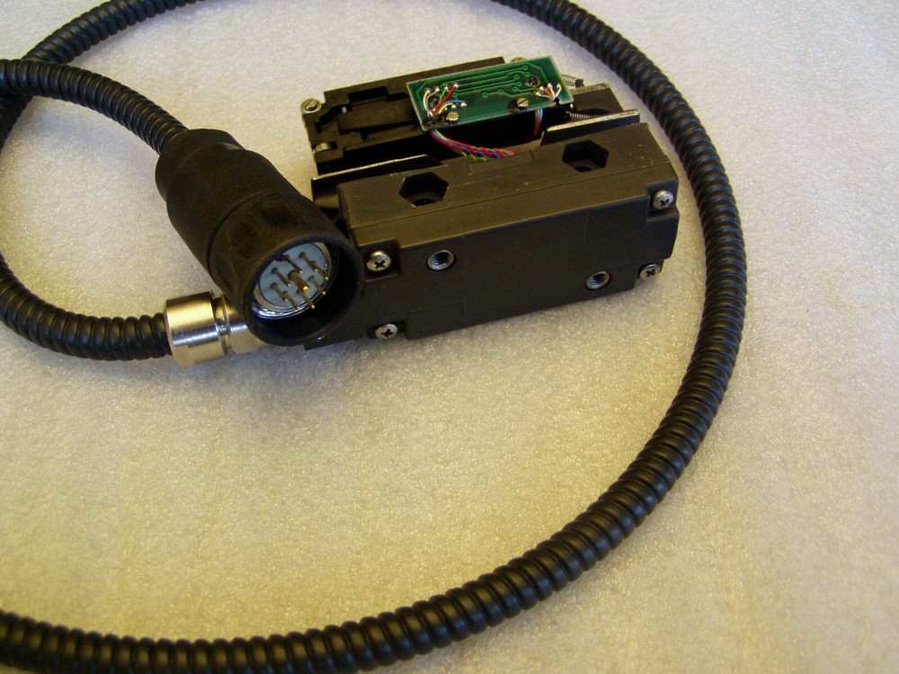Heidenhain LS-500 linear scale reader head with 1M cable