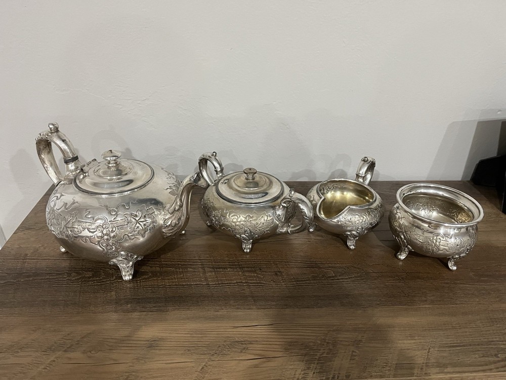 Vintage Hand-Chased EPNS Silver-Plated 4-Piece Tea Set with Grapevine Pattern