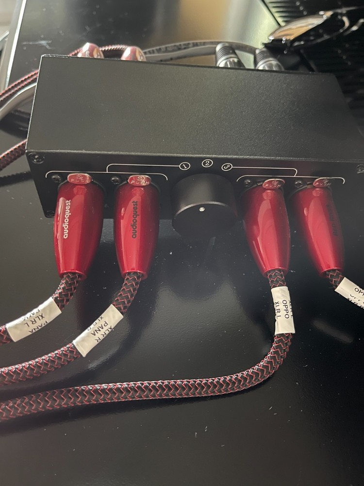 XLR switcher 3 in 1 out