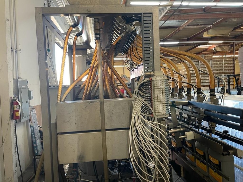Automatic Inline Liquid Filler, 10 nozzles