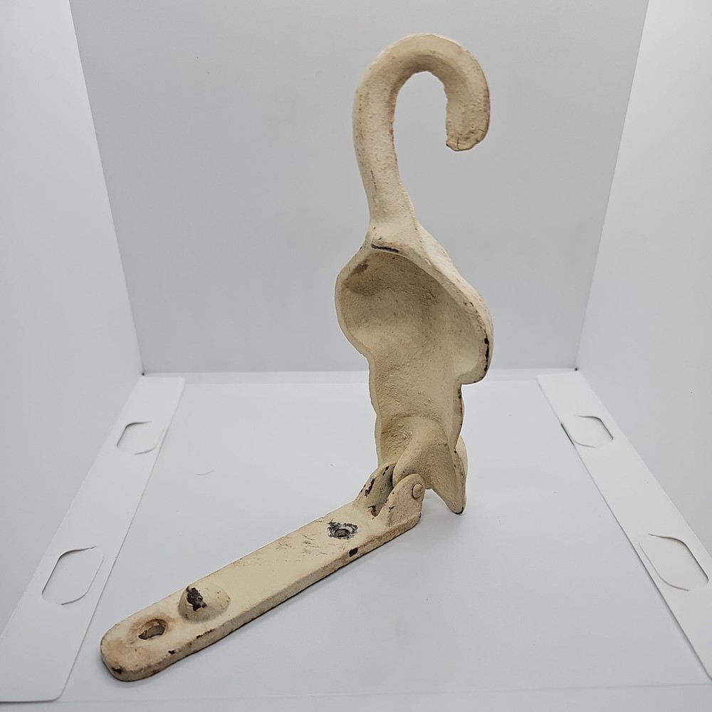 Cast Iron Cat Doorknocker