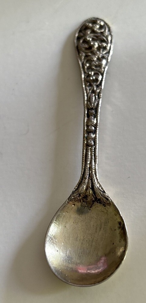 Antique Silver Open Work Scroll Floral Master Salt Spoon Continental 4.25”