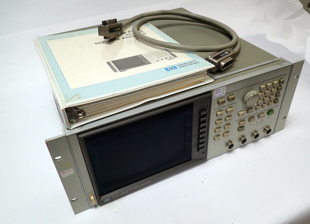 HP / AGILENT 8757A SCALAR NETWORK ANALYZER 10MHz -60GHz  OPT1  w/CABLE & MANUAL