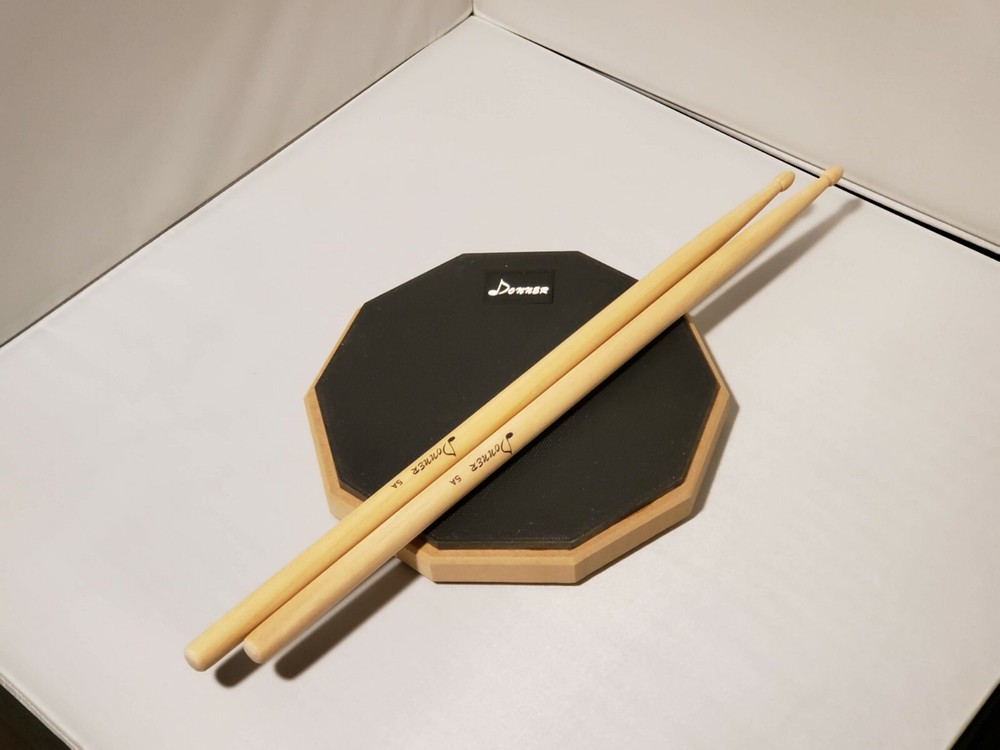 Practice Drum Pad 8" with Drum Sticks Donner