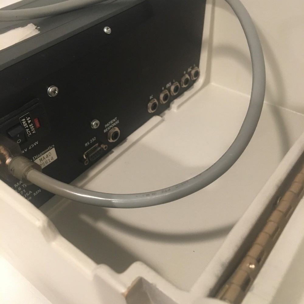 Maico MA-40 Portable Audiometer