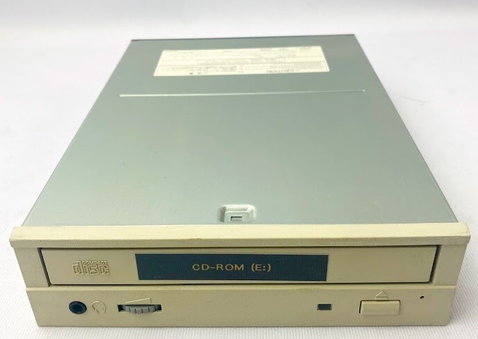 Toshiba XM-6102B CD-ROM Drive