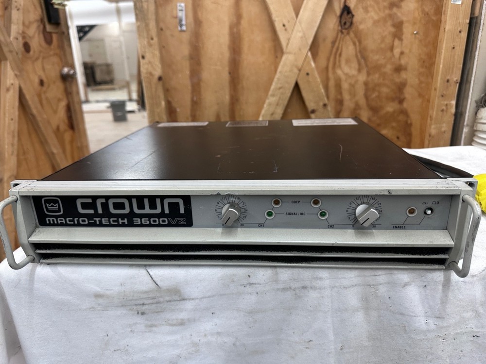 Crown Macro-Tech 3600VZ Professional Power Amplifier