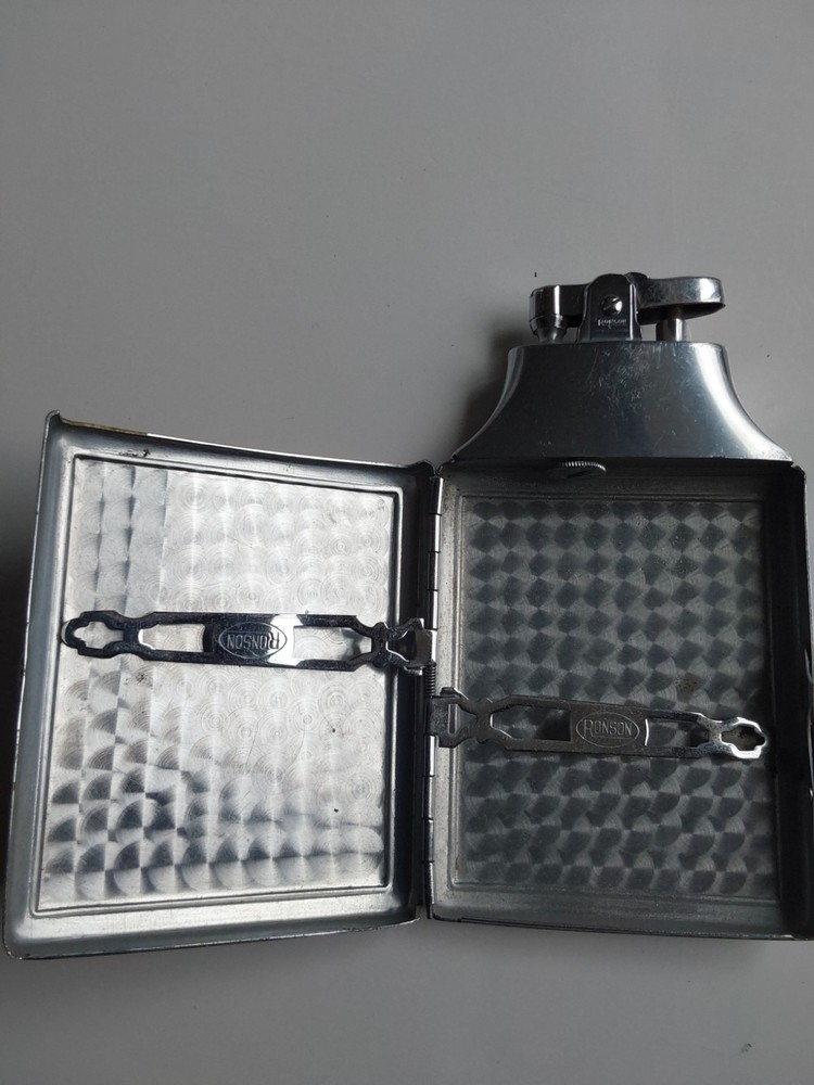 Ronson Lighter