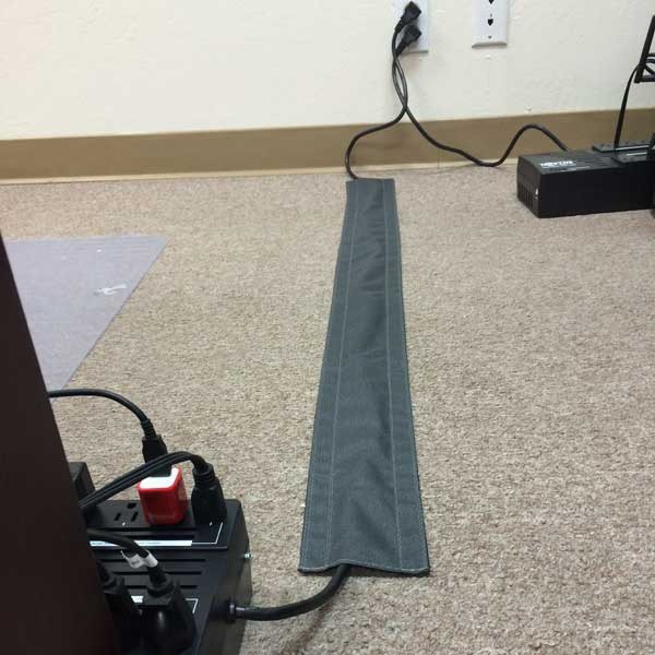 LTG Cable Wire Double Hook protector Manager For Looped Carpet 1.4 Meter x 2.7"