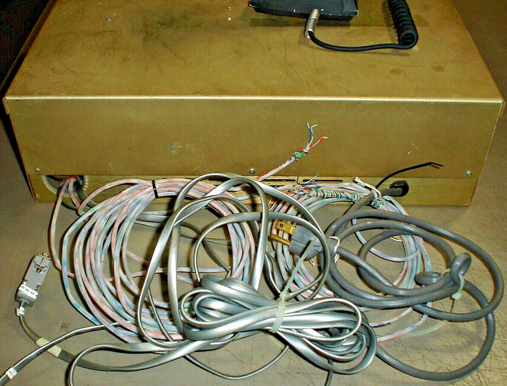 Zetron Model 4116 Dispatch Console with Desk Mic