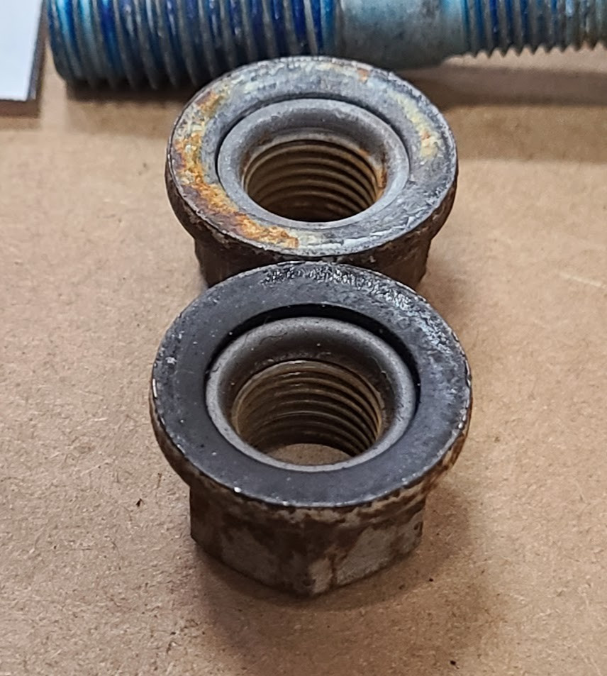 OEM 2013-2018 RAM 1500 2500 Mopar Transfer Case Stabilizer Stud & Mounting Nuts