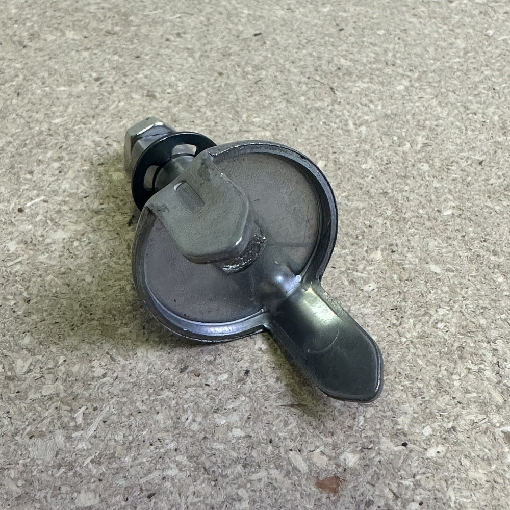 Breadman BK1050S 2 LB Professional Bread Maker Replacement Paddle Drive Shaft