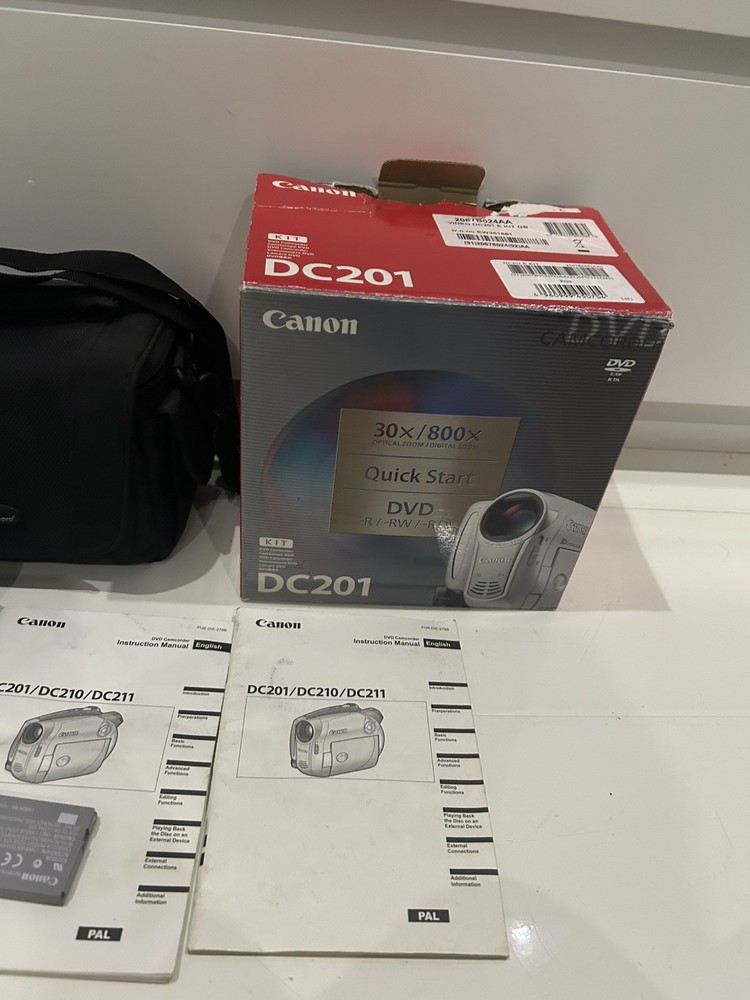 Canon DVD Camcorder Model DC201 with original box battery and case (untested)