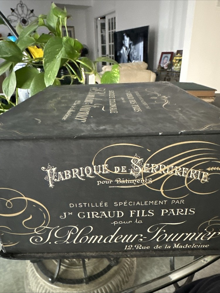 Jim Kleefield’s Haunted Bottles CASE: CASE ONLY