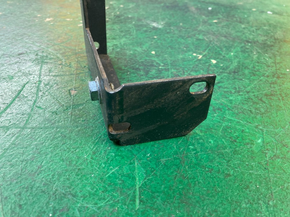 Rockwell Delta 34-335 table saw Mounting Bracket for Blade Guard