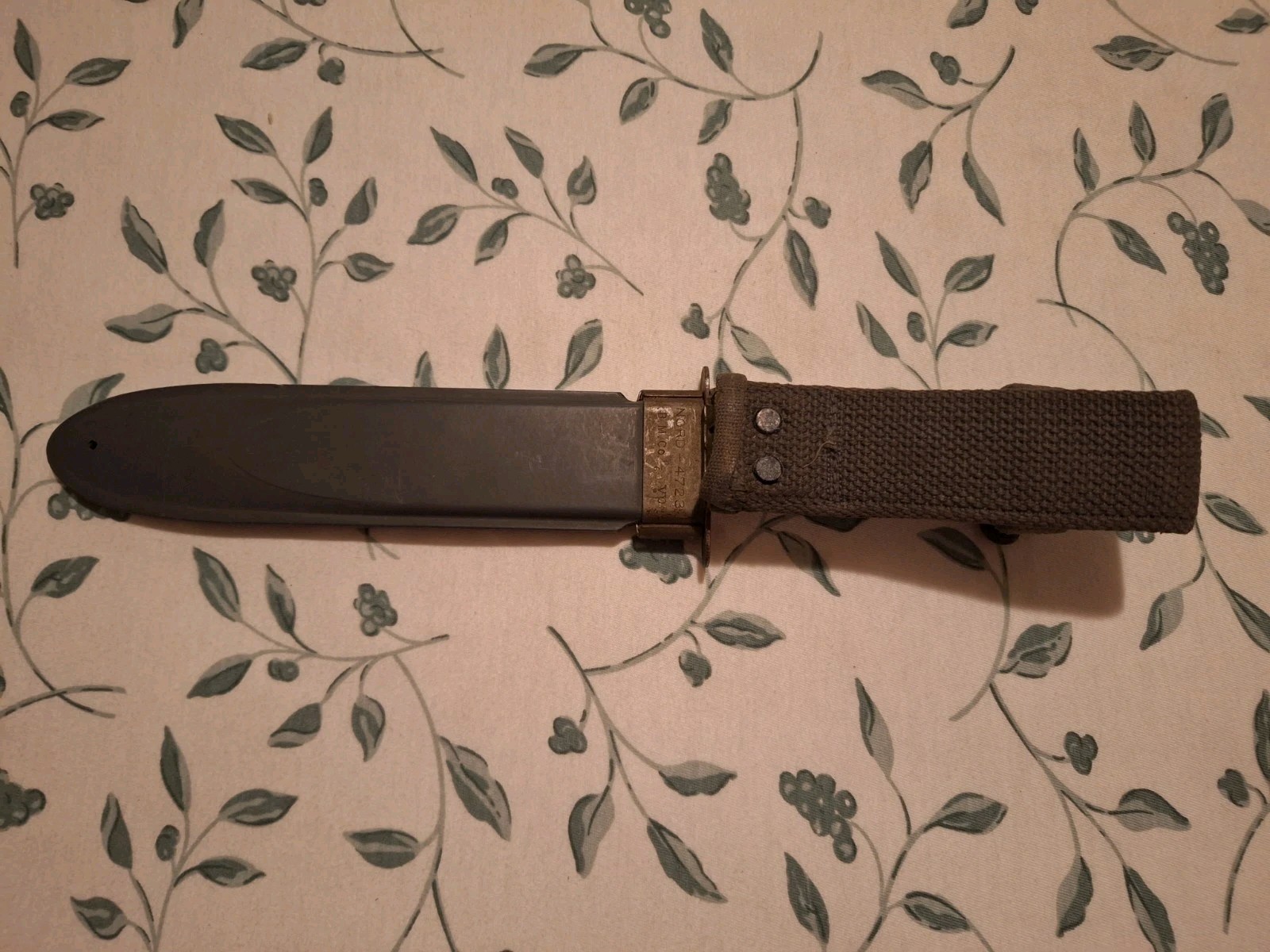 U.S. Navy WWII Era Camillus MKII Fighting Knife With Scabbard Used