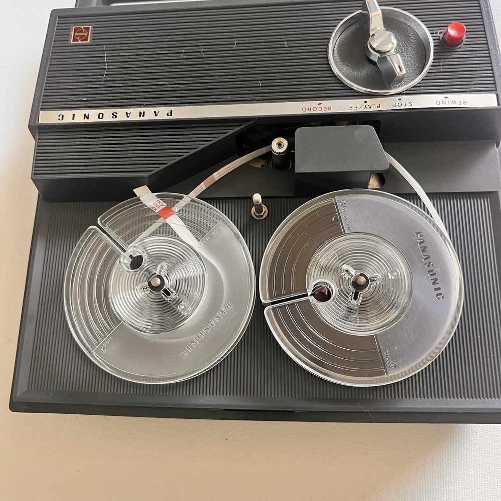 VINTAGE PANASONIC SOLID STATE AUDIO TAPE RECORDER RQ-113S