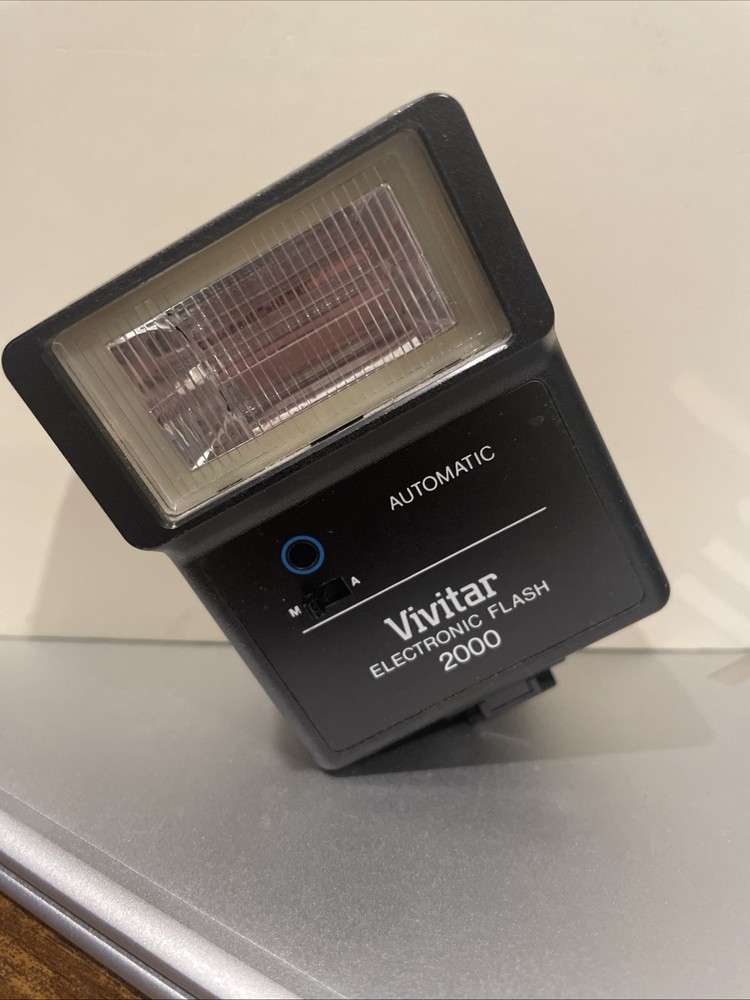 Vivitar Automatic Electronic Flash 2000 Hot Shoe Mount Universal Auto Manual