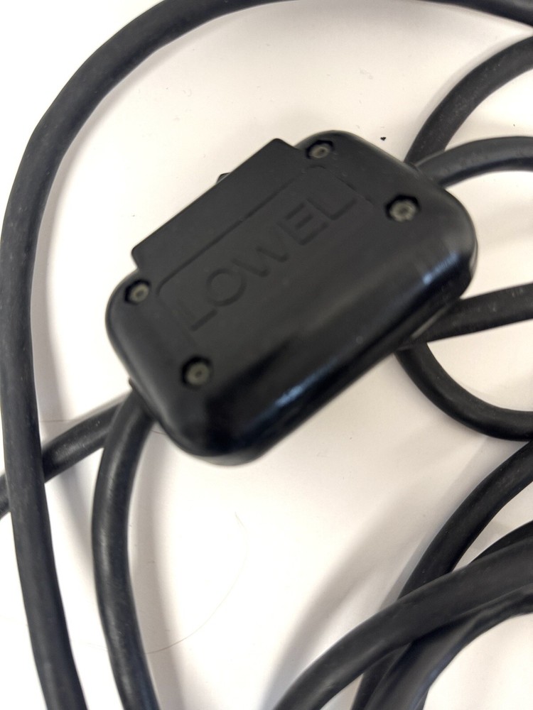 Lowel DP 1000W Continuous Tungsten Focus Flood Spotlight WORKS!